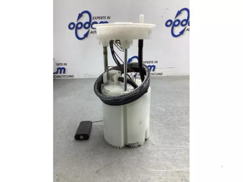 Benzinepomp-7991183