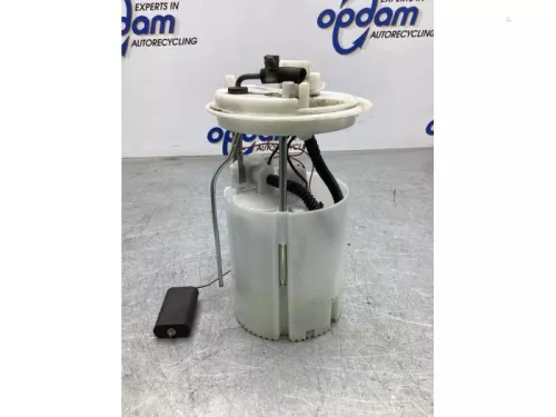 Benzinepomp-7983956
