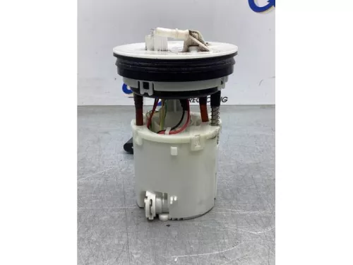 Benzinepomp-7860481