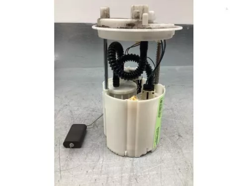 Benzinepomp-7765386 (16915422)