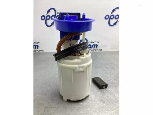 Benzinepomp-8145916
