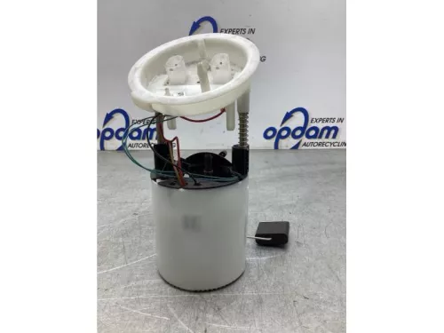 Benzinepomp-6822026