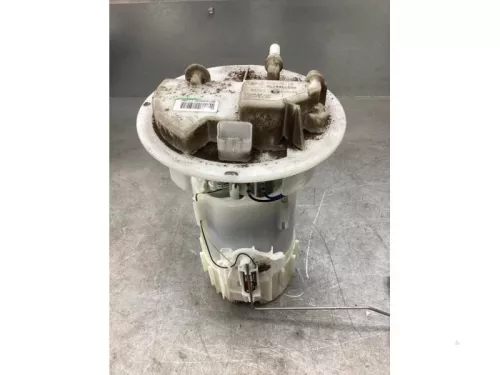 Benzinepomp-8277389