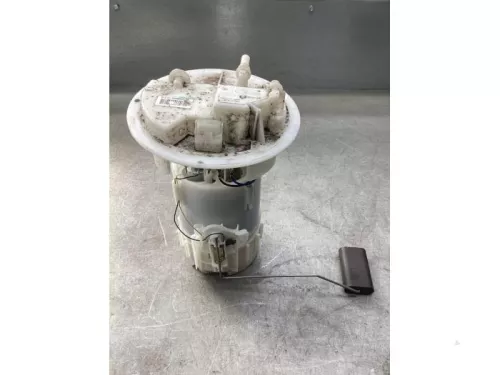 Benzinepomp-8061780