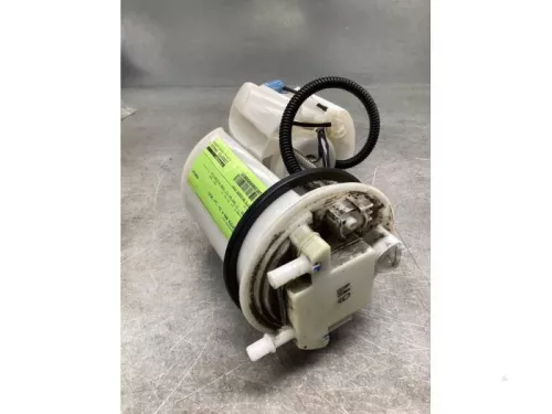 Benzinepomp-8043966