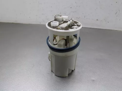 Benzinepomp-7879166 (12716701)