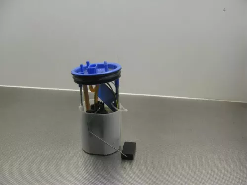 Benzinepomp-7888621 (5233138)