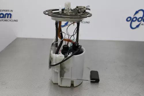 Benzinepomp-7744434 (15577737)