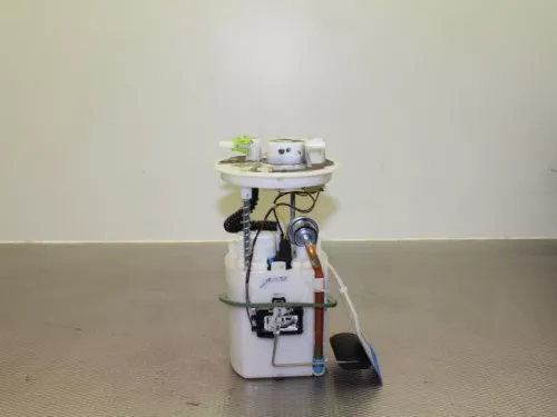 Benzinepomp-7888032
