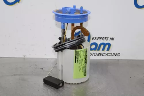 Benzinepomp-7876908