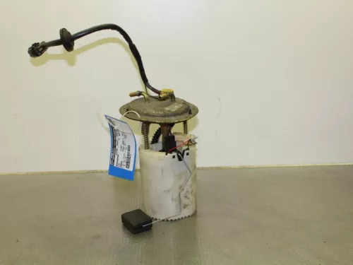 Benzinepomp-7888425 (6550753)