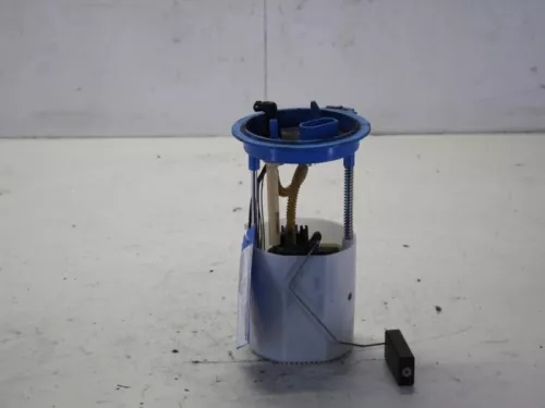 Benzinepomp-7882196