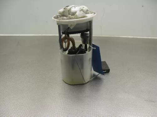 Benzinepomp-7892050 (5172224)