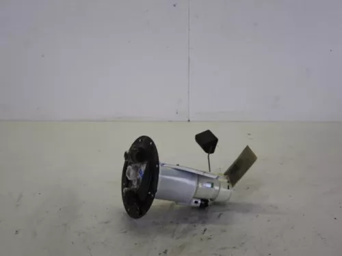 Benzinepomp-7885082