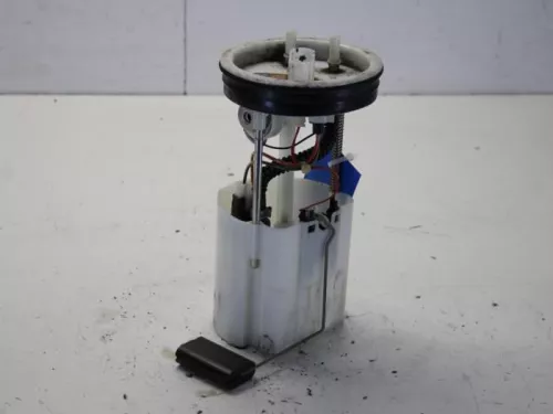 Benzinepomp-7881689 (10690124)