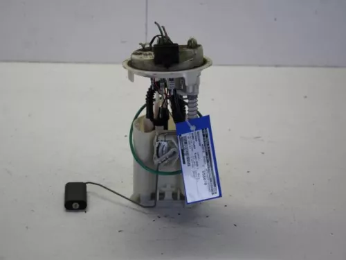 Benzinepomp-7881233