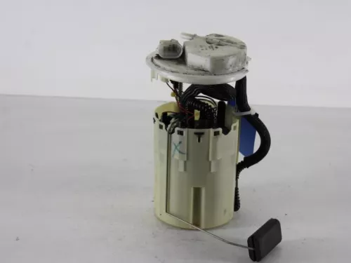Benzinepomp-7887445