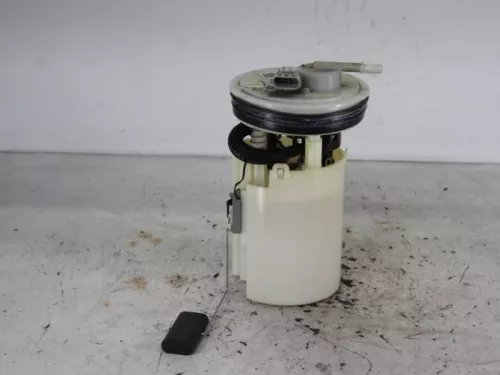 Benzinepomp-7886450