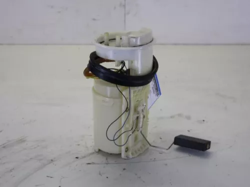 Benzinepomp-7882469