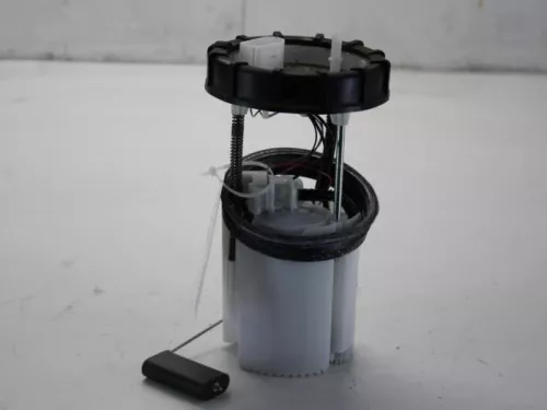Benzinepomp-7590645