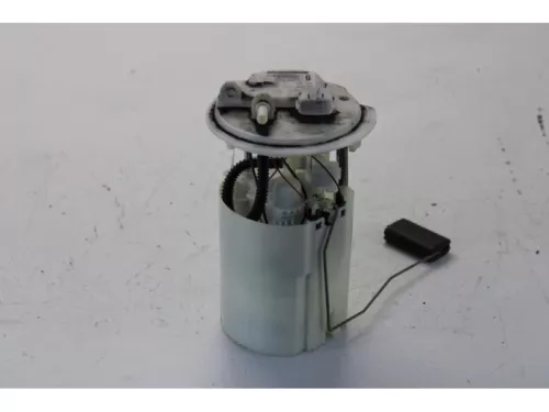 Benzinepomp-7884068
