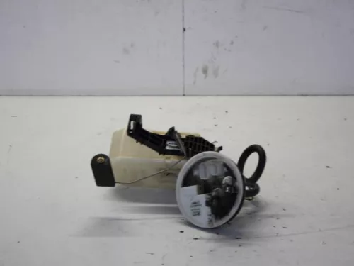 Benzinepomp-7569074