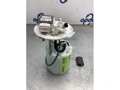 Benzinepomp-8044524