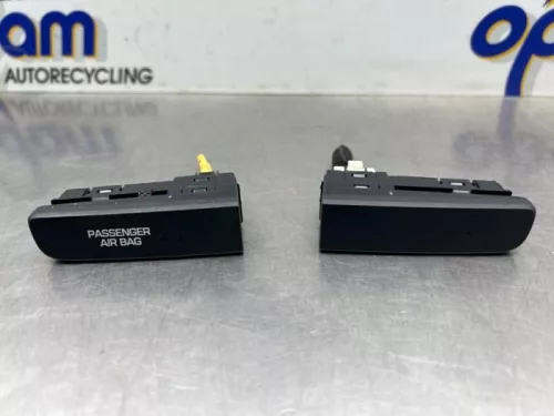 Airbag controle lampje-8360069