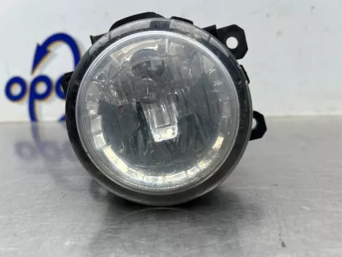 Mistlamp links-voor-8370473