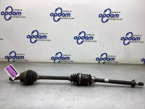 Aandrijfas rechts-voor-8162826