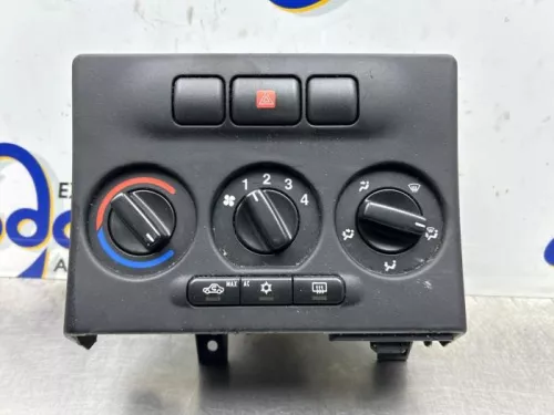 Kachel Bedieningspaneel-8371969