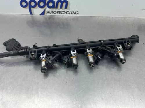 Injector (benzine injectie)-8365559