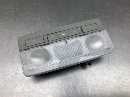 Binnenverlichting voor-7581084 (17439385)