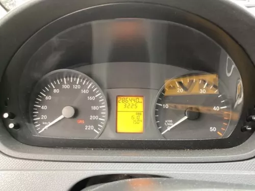 Kilometerteller KM-8247333