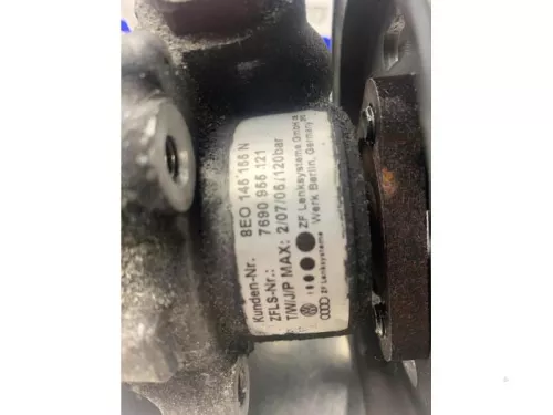 Stuurbekrachtiging Pomp-8107121