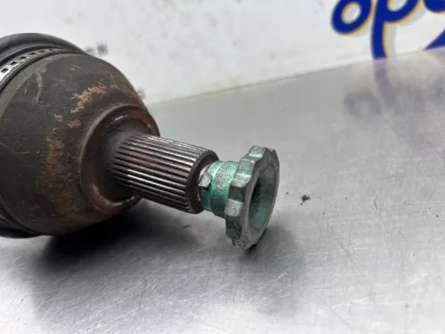 Aandrijfas links-voor-8221393