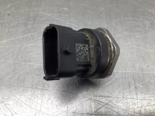 Brandstofdruk sensor-7767055 (19044067)