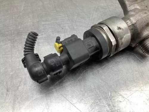 Brandstofdruk sensor-8046853 (18864976)