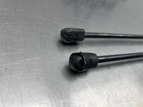 Set Gasdempers Achterklep-8371450