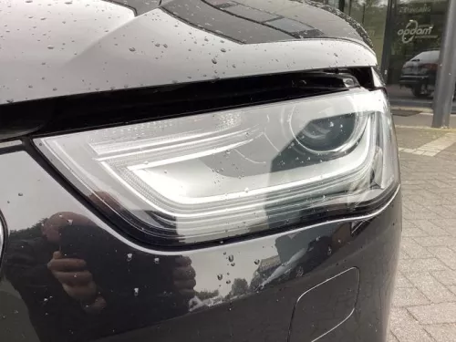 Koplamp links-8383048