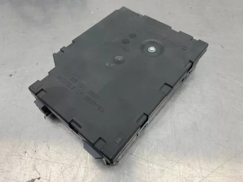 Kaartlezer (slot)-8304828