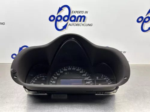 Kilometerteller KM-8374963