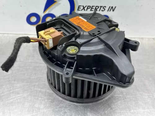 Kachel Ventilatiemotor-8228518