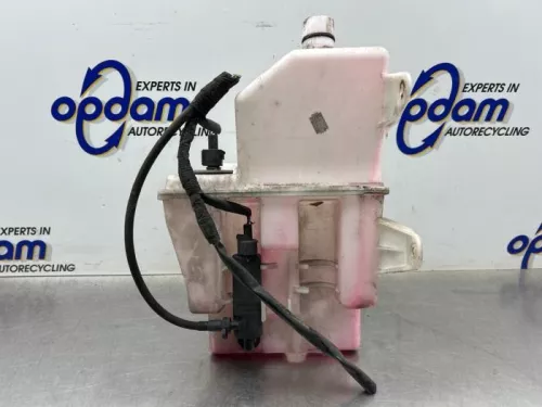 Ruitensproeiertank voor-8306829