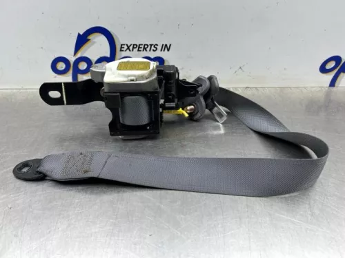 Veiligheidsgordel rechts-voor-8429072