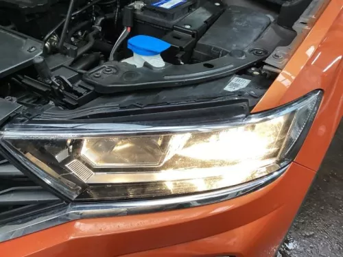 Koplamp links-8427193