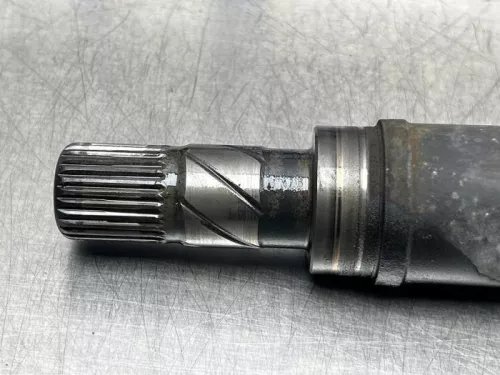 Aandrijfas rechts-voor-8430728