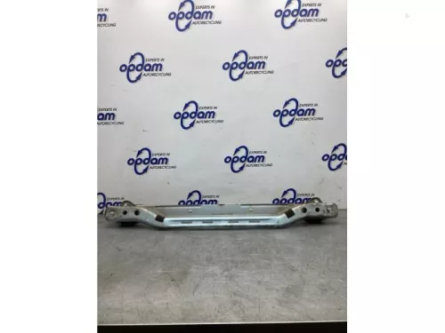 Bumperframe achter-8126112