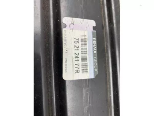 Bumperframe voor-8044841 (21574695)
