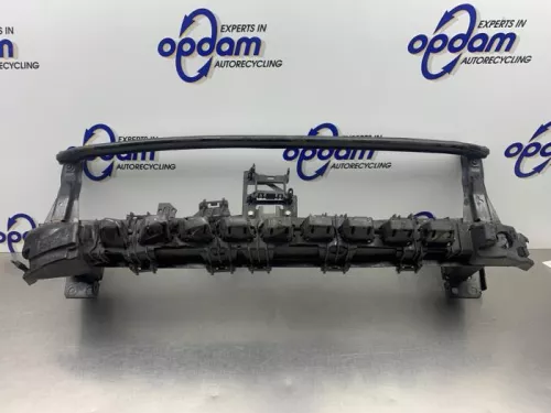 Bumperframe voor-8269556 (22530673)